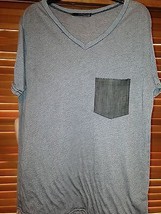  Envae Men&#39;s Shirt Black And Gray Striped T-Shirt Size Medium - £15.10 GBP