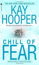 Chill of Fear [Mass Market Paperback] Hooper, Kay - £1.46 GBP