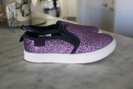 Oshkosh Girls Sparkling Loafers Shoes Size 11 (7 inch inside) - $10.32