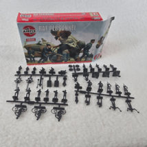 Airfix RAF Personnel 1/76  40 Piece Plastic Toy Soldiers  A00747V  Unpun... - $9.25