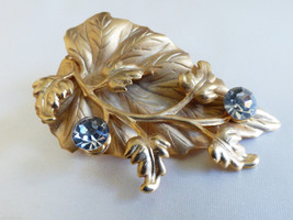 Ivy leaf Floral flower design Gold tone Crystal hair pin dress scarf clip - £19.83 GBP