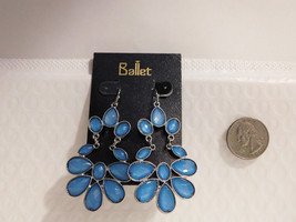 Ballet Ladies Womens Drop Dangle Earrings Blue Silver Tones Hook Fasteners - £4.81 GBP