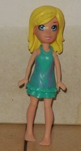 Polly Pocket Poseable Figure doll Toy blond hair - $10.08