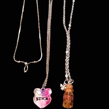 Really cute bundle of vintage necklaces~ 1/$10 ~ 2/$25 ~ 3/$20 - €17,36 EUR