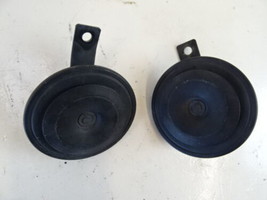 Mercedes W126 560SEL 420SEL horn set 0035428720 0035428820 - £22.52 GBP