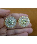 (EE-214) iridescent Lemon yellow daisy flower Czech glass clip or post e... - $442.77 MXN