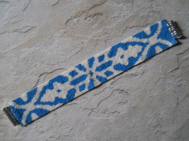 Bracelet: Blue &amp; White Mandala Design, Peyote Stitch, Tube Clasp - £31.36 GBP