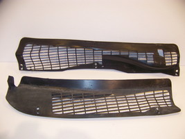 1977 Dodge Royal Monaco Cowl Vent Screens Oem #3674694 3674695 Plymouth Chrysler - £67.21 GBP