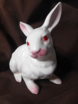 Napcoware Napco Ceramic #C5390 Sitting Rabbit Easter Bunny Figurine Red Eyes 4&quot; - £11.64 GBP