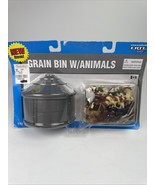 Vintage 2004 ERTL 1/64 scale Grain Bin with Animals still sealed #12649 - $900.15 MXN