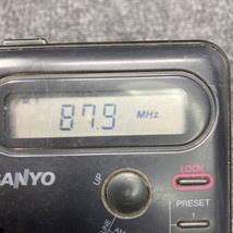 Sanyo Walkman Portable Cassette Digital AM/FM EQ M-GR90 Works Vintage - £23.33 GBP