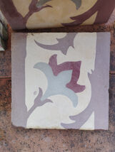 Hydraulic Tile With Gray Floral Design Roja Mas 70 Years 20X20X2 Cm - $36.80