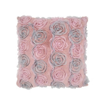SARO 17 in. Square Throw Pillow Cover with Rose Wedding Cake Design Rose - €14,74 EUR