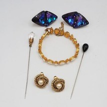 Lot De Costume Bijoux Boucles D&#39;Oreilles Revers Stick Broches Bracelet 1... - £47.96 GBP