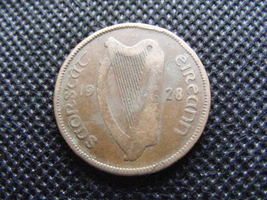 Old 1928 Irish Half Penny Coin First Year Issued Ireland Pig Piglets Celtic Harp - $7.99