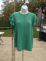 NWT ADRIANNA PAPELL CUTE GREEN&amp;WHITE DOT TOP M - $24.99