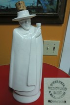 Vintage 11&quot; Sandeman Scotch Decanter Bottle Man Figural Wedgwood Moonstone - $251.45 MXN