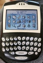 BlackBerry 7290 - Black /Powers On/For Parts Or Repair - $10.69