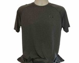 Under Armour Men&#39;s THE TECH TEE LE Short-Sleeve T-Shirt - Charcoal Grey ... - £11.23 GBP