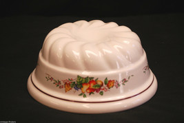 Vintage Fruit &amp; Holly Berries Ceramic Jello Mold Kitchenware Wall Hanging Decor - £19.54 GBP