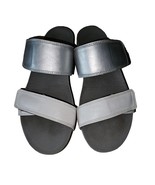 New Balance Women&#39;s Size 9 City Slide Wedge 2 Straps Sandals Silver &amp; White - $165.44 MXN