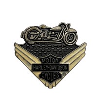 Harley Davidson 2004 Motorcycles Shield Collectible Pin Badge V Twin 3 D Biker - £22.03 GBP