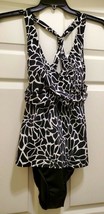 Trimshaper Women’s Size 16 Black White Swimsuit One Piece Preowned New $106 - $28.08