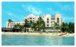 The Royal Hawaiian Hotel Waikiki Beach Honolulu Hawaii Postcard - £7.85 GBP