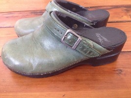 Dansko Green Nubuck Leather Womens Slip On Shoes Buckle Mules Clogs 7.5 38 - $36.99