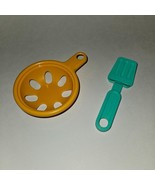 VTG Fisher Price Green Spatula Little Tikes Yellow Colander Plastic Toy ... - $14.80