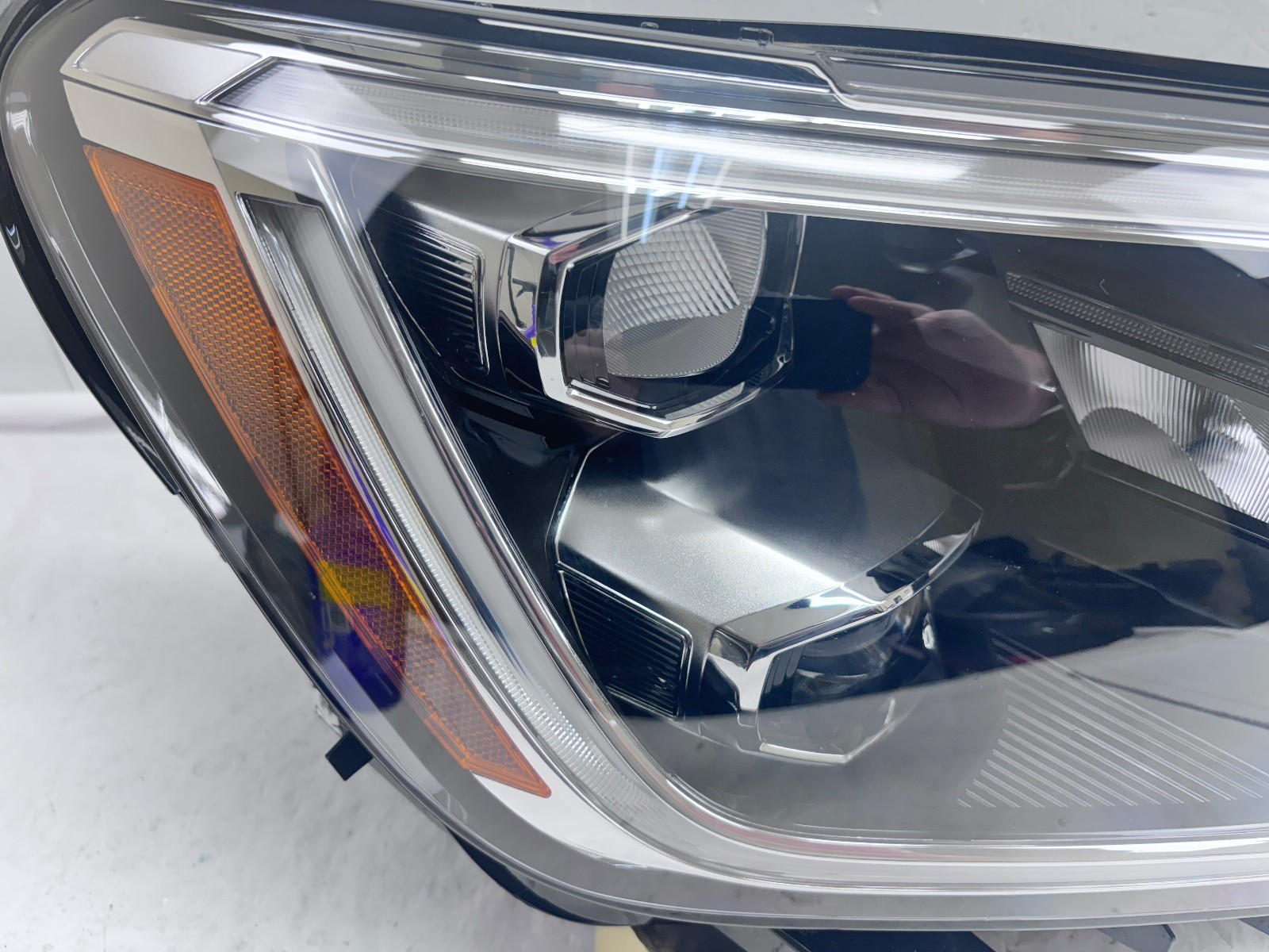 NICE 2024 2025 VW ATLAS CROSS SPORT  LED FRONT RIGHT OEM HEADLIGHT 3CN941082L Item image 8