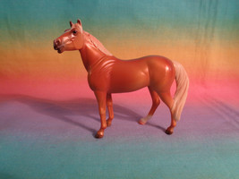 Breyer Reeves Horse Figure Bronze Tan - $2.91
