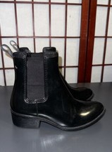 Jeffrey Campbell Rain Boots Size 7 Rubber Ankle Pull On Black Pointed Toe - $6.93