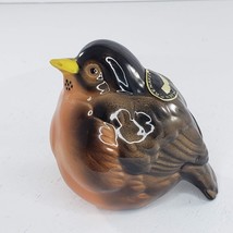 Hagen Renaker DW Mama Robin With Sticker Bird Figurine - £27.96 GBP