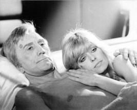 Saturn 3 Farrah Fawcett lies head on Kirk Douglas bare chest 8x10 inch photo - £7.67 GBP