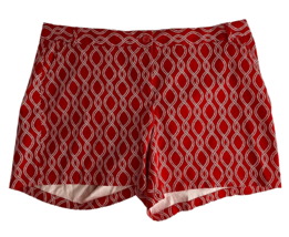 NWT Crown &amp; Ivy Curvy Caroline Red and White Chain Flat Front Shorts Siz... - $23.74