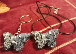 Necklace and Keychain SET of 2 Black Silver Butterflies Mixed Media Gift... - €12,86 EUR
