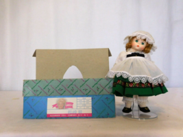 Madame Alexander Doll &quot;Ireland&quot; #551 Vintage  8 Inch!!! + Stand - £9.34 GBP