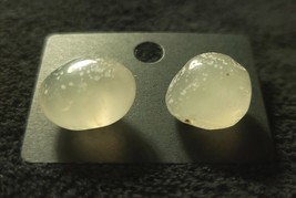 Here we have a pair of Oregon Beach agate earrings, they are round and transluce - £11.72 GBP