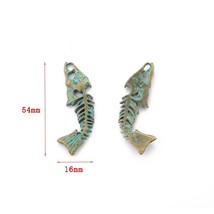 4pcs/lot Vintage Patina Bronze Round Pendant Fish/Heart/Leaf Charms Pendant For  - £19.23 GBP