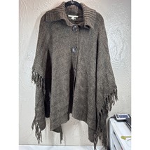 Carolyn Taylor Fringe Hippie Poncho Sweater Brown Button One Size Fits A... - $371.56 MXN