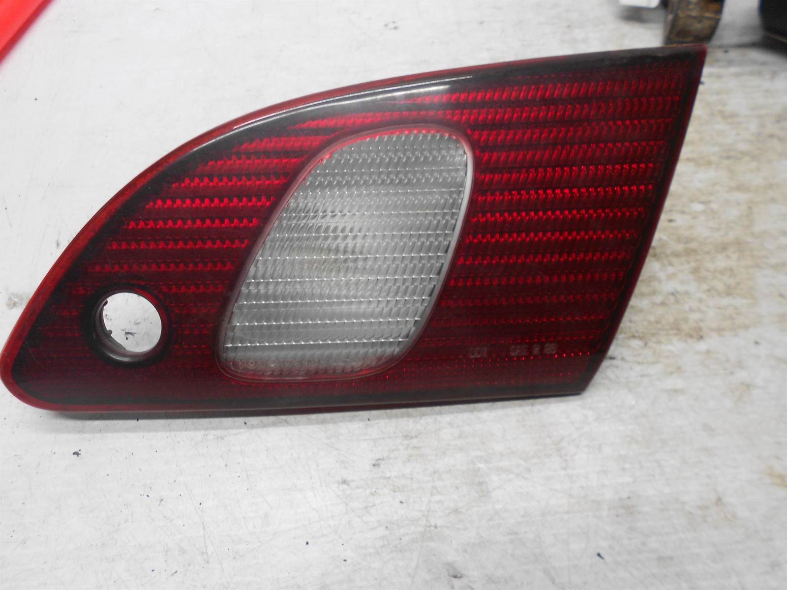 1998-2000 Toyota Corolla Right Rear Inner Trunk Passenger Tail Light - $28.99