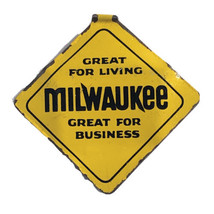 Milwaukee Wisconsin Great For Living Tourism Travel WI Pinback Button Pin 1-1/2” - £5.59 GBP