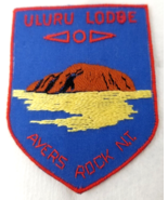 Uluru Lodge Ayers Rock Patch Shield Embroidered Australia Blue Vintage 1... - £7.51 GBP