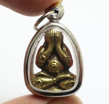 Thai Strong Life Protection Amulet Pendant Pidta Close Eyes Buddha Yant Lp Moon - £34.25 GBP