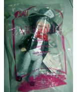 2010 McDonalds Madame Alexander Happy Meal Mad Hatter Doll - $285.10 MXN