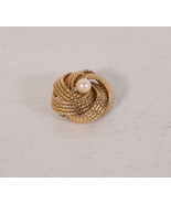 Vintage 12k Gold Filled GF Signed Winard Circular Pear Brooch Pin - $59.16 CAD