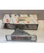 TYC Turn Signal Lamp RIght for 86-89 Honda Accord NOS 12-1347B | 12-1347-00 - $48.12 CAD