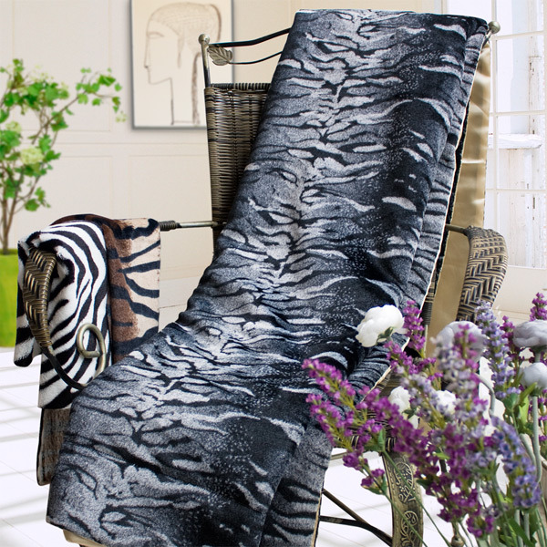 [Animal Tiger Gray]Micro Mink Throw Blanket 14.5 OZ filling
