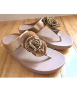 FitFlop Florrie Ruffle Flower Slip On Sandal Rose Gold Comfort Size 7 New - $919.95 MXN